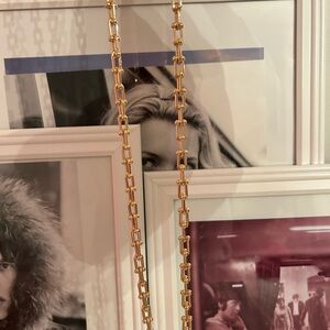 Elegant Gold Chain Necklace